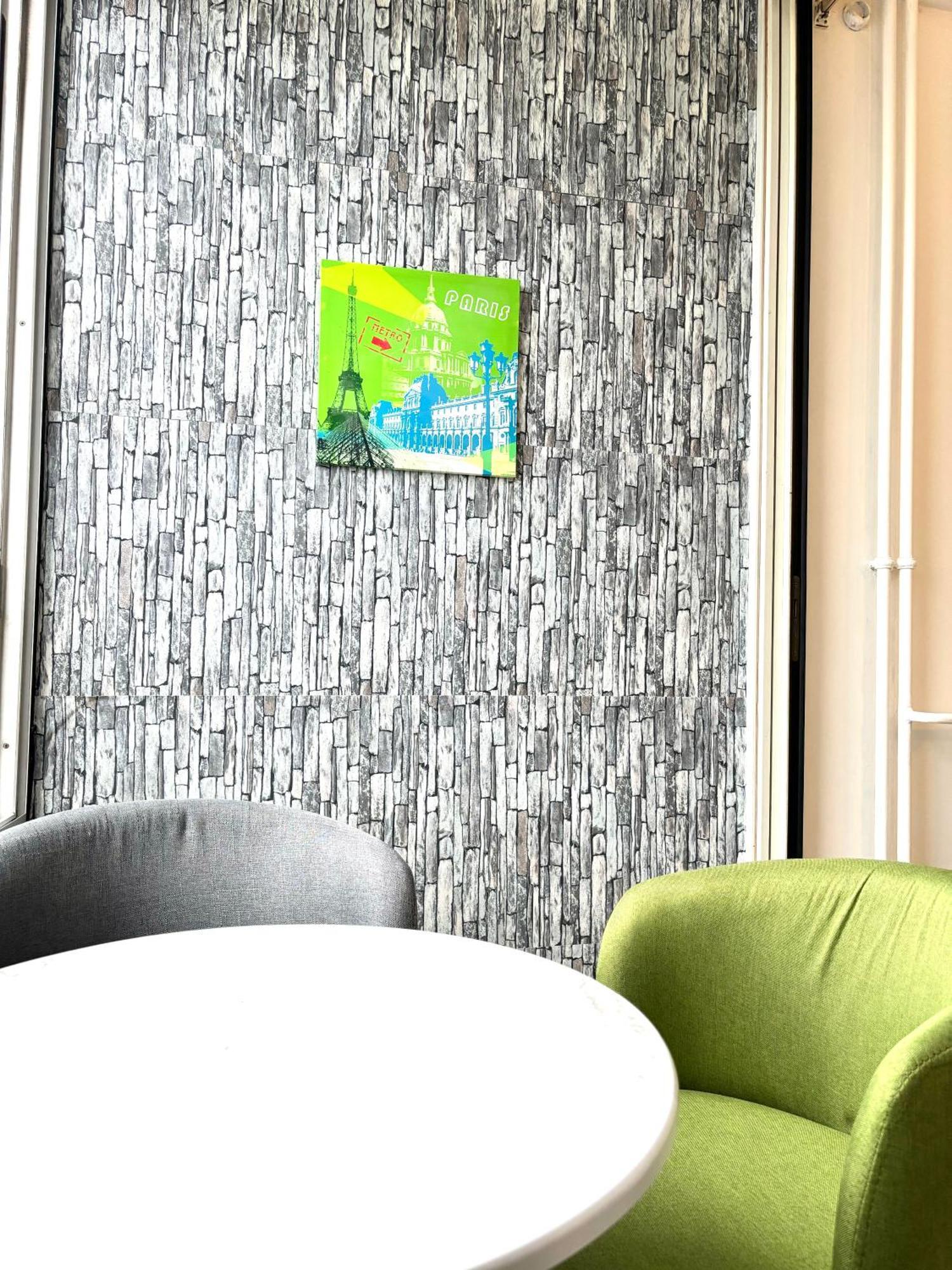 Lucas Salle De Bain Privative Parijs
