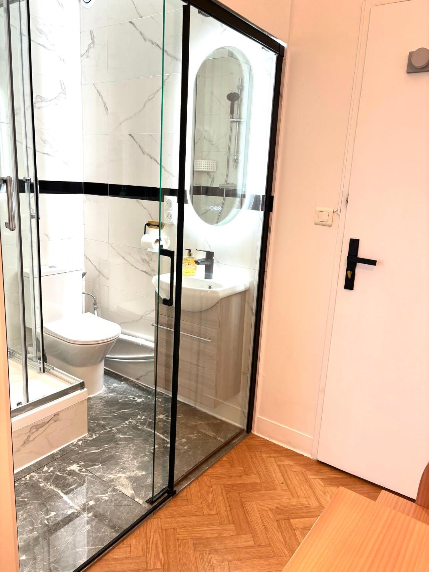 Lucas Salle De Bain Privative *